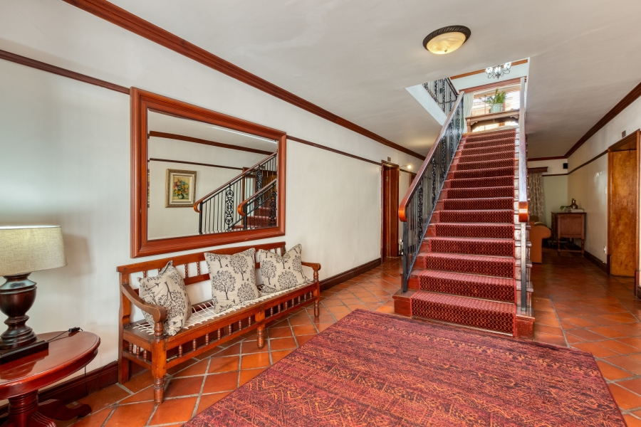 8 Bedroom Property for Sale in Gordons Bay Village Western Cape